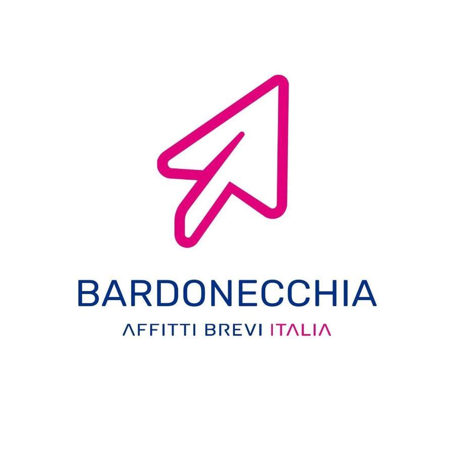Appartamento Smith Arneis - Affitti Brevi Italia バルドネッキア エクステリア 写真